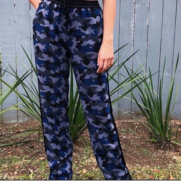 Daya by Zendaya Blue Camo Print Track Pant Medium M Camouflage - Picture 2 of 13